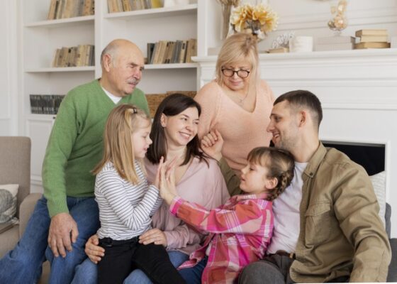 advantages of nuclear family and joint family